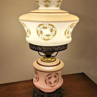 Lot #81  1970's Colonial Style Table Lamp - good working condition