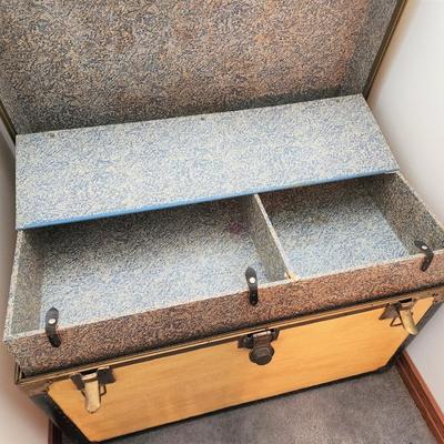 Lot #89  David Horn Luggage Co. of New Orleans Vintage Trunk