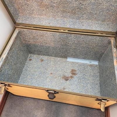 Lot #89  David Horn Luggage Co. of New Orleans Vintage Trunk