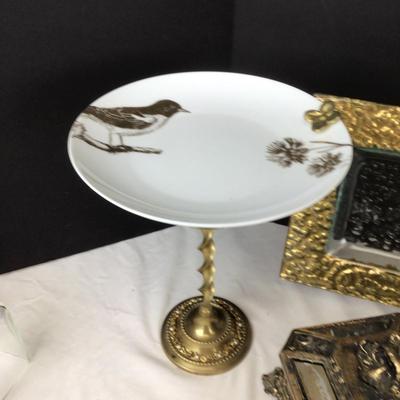 286 Golden Entertaining Lot