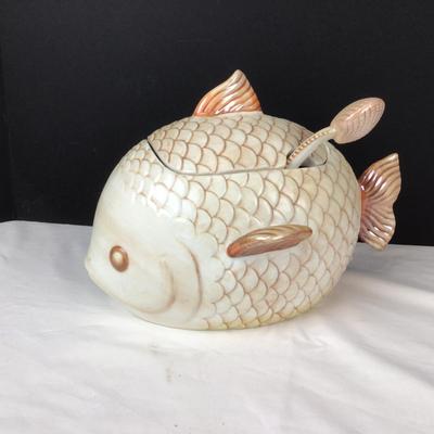 288 Ceramic Fish Tureen & Matching Ladle