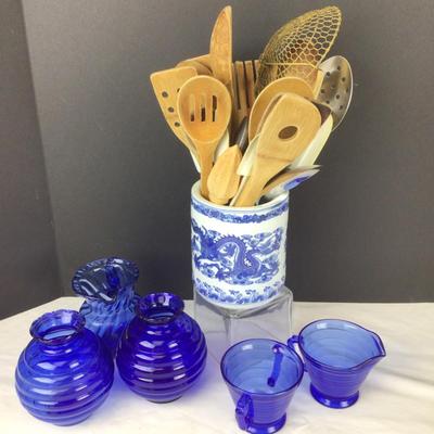 300 Williams Sonoma Utensil Holder & Cobalt Blue Glass