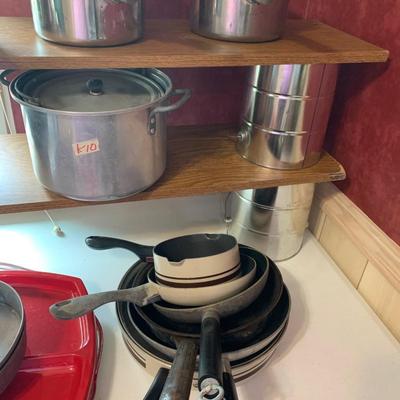 Lots, pans & serving dishes