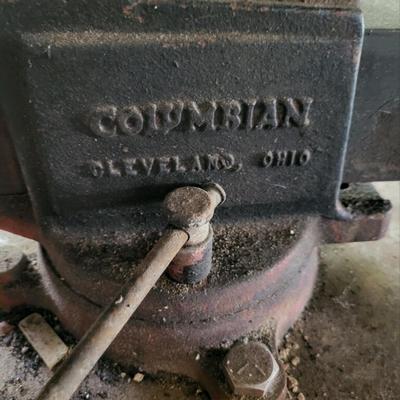 Vintage Columbian vice. USA Made!