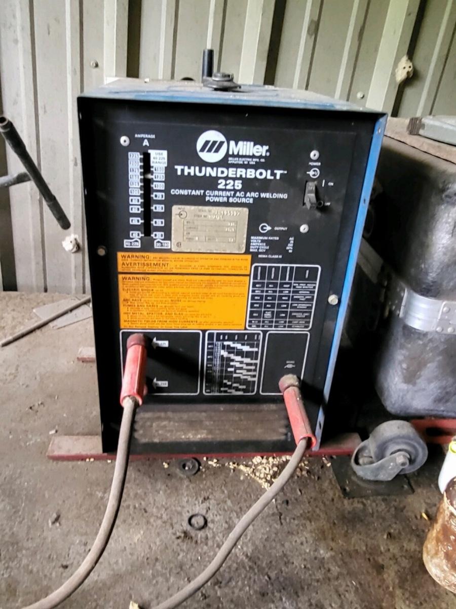 Miller Thunderbolt 225 Constant Current AC arc welder