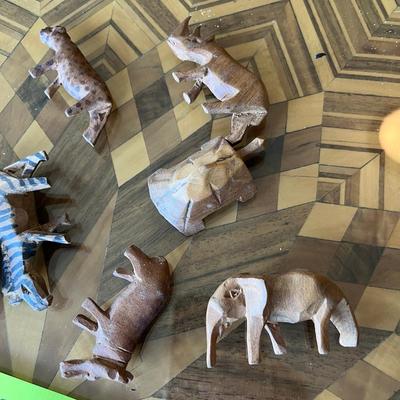 African wood animals