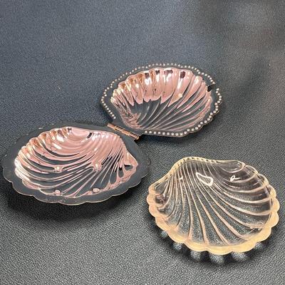 SILVER PLATED SHELL COVERED DISH GLASS INSERT