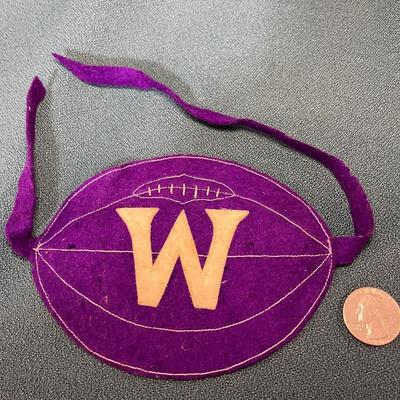 VINTAGE FELT FOOTBALL PATCH WEBER STATE