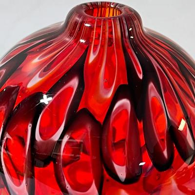 FAB ART GLASS STUDIO VASE RED ORANGE STRETCH