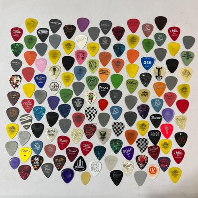 LIFETIME GUITAR PICK COLLECTION 130+ COUNT