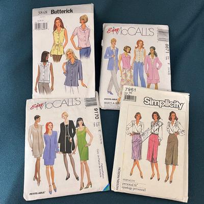 VINTAGE SEWING PATTERNS MISSES CLOTHING
