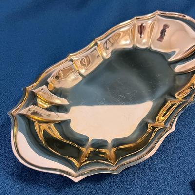 SHINY BRASS SERVING DISH SCALLOPED EDGE