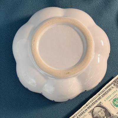 COLORFUL POTTERY BOWL SCALLOPED EDGES