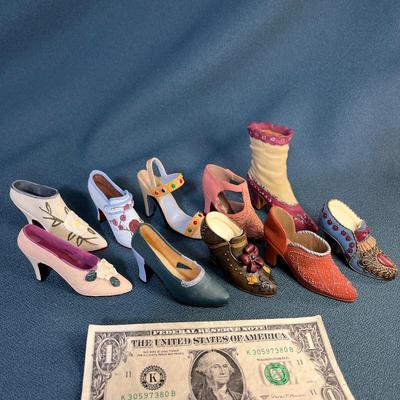 VINTAGE LOOK LADIES SHOES BOOTS MINIATURES