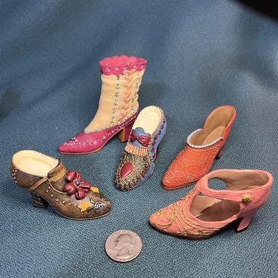 VINTAGE LOOK LADIES SHOES BOOTS MINIATURES