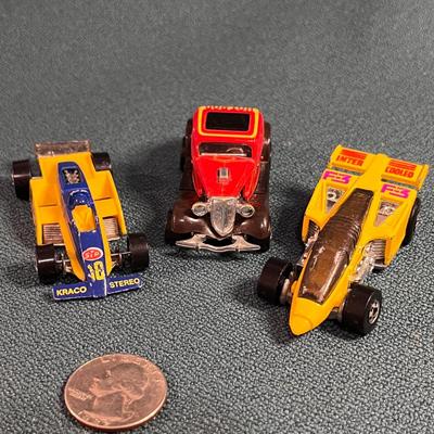 3 COUNT MATTEL HOT WHEELS RACE CARS HOT ROD