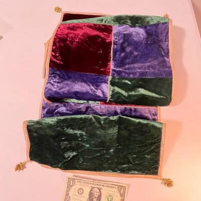 FANCY VELVET PATCHWORK TABLE RUNNER