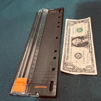 FISKARS SMALL SIZE 10â€ PAPER CUTTER w/ RULE