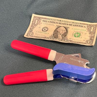 RED WHITE BLUE FARBERWARE CAN OPENER