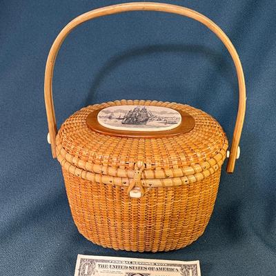 FAUX SCRIMSHAW SAILING SHIP MEDALLION OVAL BASKET 