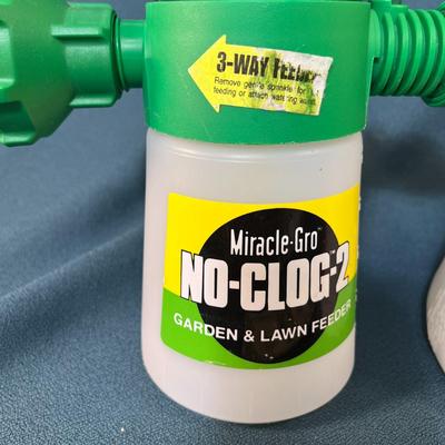 GARDEN SPRAYERS X 2