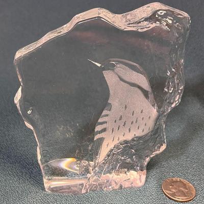 ELEGANT LEADED CRYSTAL ART GLASS ETCHED BIRD