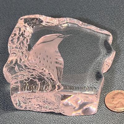 ELEGANT LEADED CRYSTAL ART GLASS ETCHED BIRD