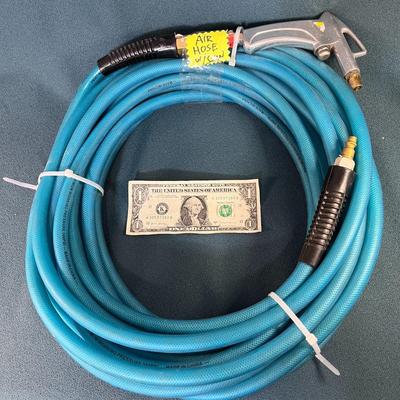 50 FT. AIR HOSE WITH GUN 300 P.S.I.