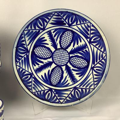 Lot 595  Vintage Blue and White Ceramic Lot