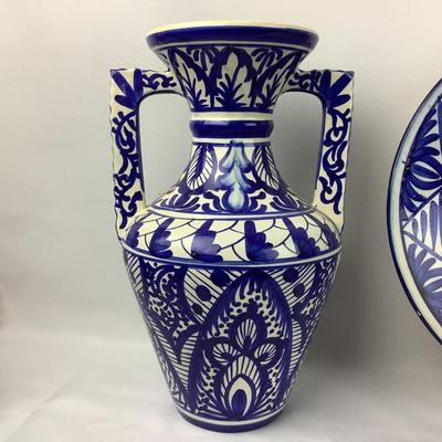 Lot 595  Vintage Blue and White Ceramic Lot