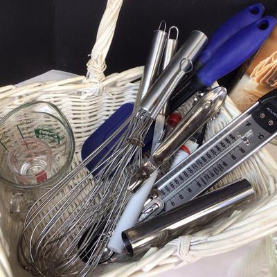 419 Baking Supply Lot