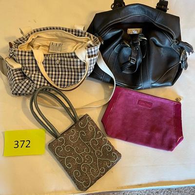 Lot of purse