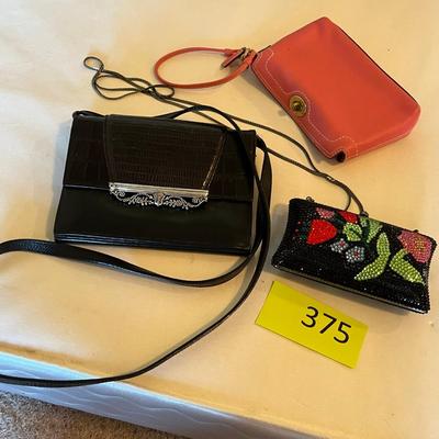 Lot of hand bags