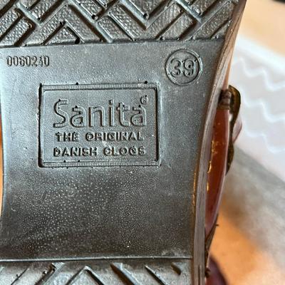 Sanita Clogs