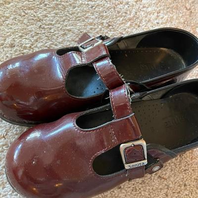 Sanita Clogs
