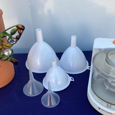 KITCHEN NECESSITIES YOU MIGHT NEED!