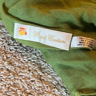 Lot of scarves & hankies