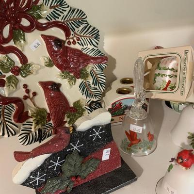 Cardinal decor