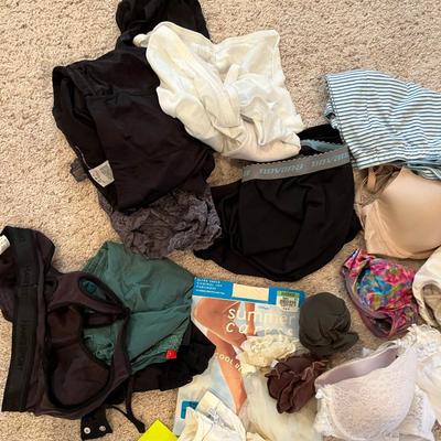 Lot of bras