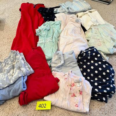 Lounge wear / Night wear