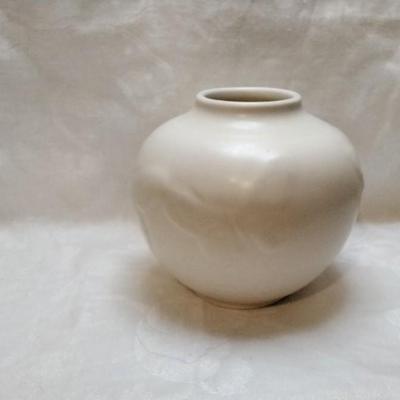 Rookwood Pottery 1950 High Glaze Cream Butterfly Ceramic Vase 6509