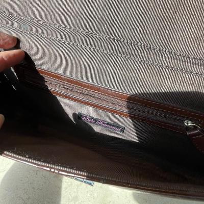 Lot of 2 purses