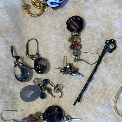 Lot of earrings