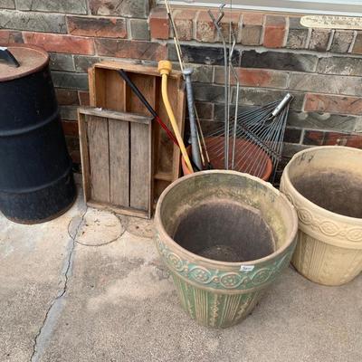 Planter pots, rakes