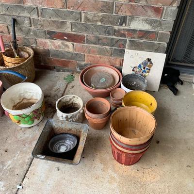 Planter pots, rakes