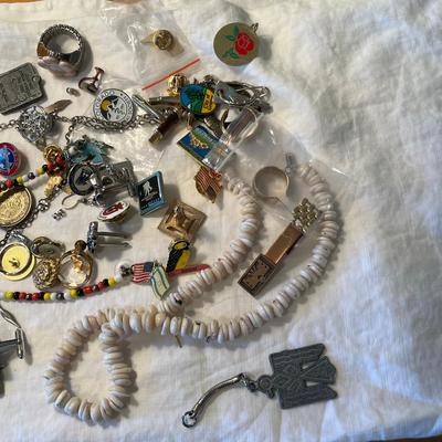 Lot of jewelry
