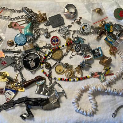 Lot of jewelry