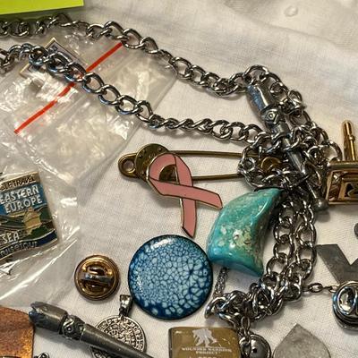 Lot of jewelry
