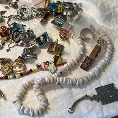 Lot of jewelry
