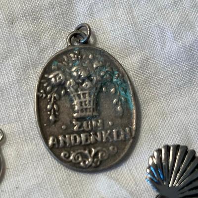 Lot of jewelry